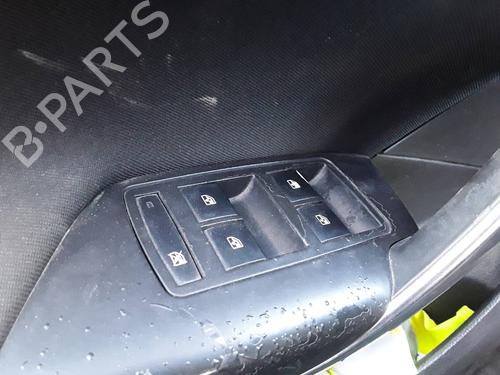 Used Left front window switch OPEL INSIGNIA A Saloon (G09) 2.0 CDTI (69) (131 hp) 17201544