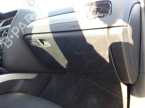 Used Glove box Glove box 37158298 37158298