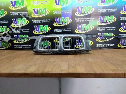 Used Grille BMW 3 (E36) 325 tds (143 hp) 7466384