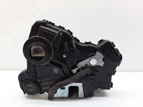 front-left-lock-toyota-rav-4-iii-_a3_-2005-2006-2007-2008-2009-2010-2011-2012-2013-2014-32866817 main image