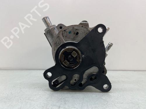 Used Vacuum pump VW PASSAT B6 (3C2) [2005-2011]  22410415