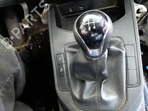 gear-lever-seat-ibiza-v-kj1-kjg-2017-36025158 main image