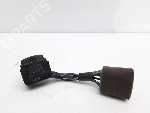 Interrupteur de vitre avant droite SSANGYONG MUSSO (FJ) 2.9 D (99 hp) 7541622