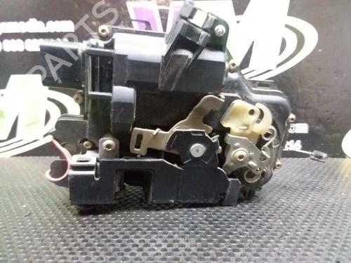 Høyre foran lås SEAT LEON (1M1)  | BP7468248C97 