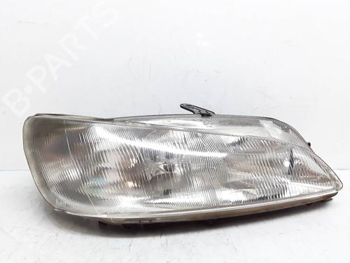 Used Right headlight PEUGEOT 306 (7B, N3, N5) 1.9 STD (69 hp) 8274291