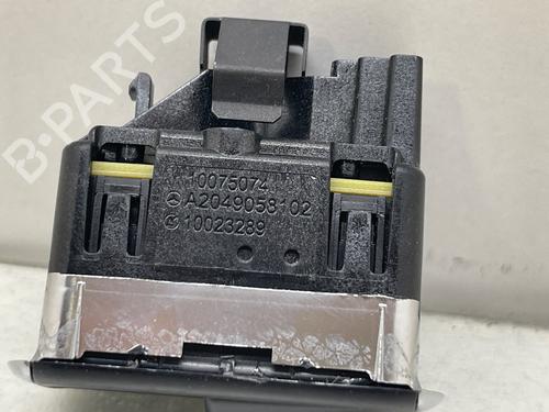 Left rear window switch MERCEDES-BENZ CLA Coupe (C117) CLA 220 CDI / d (117.303) | BP25841825I29 