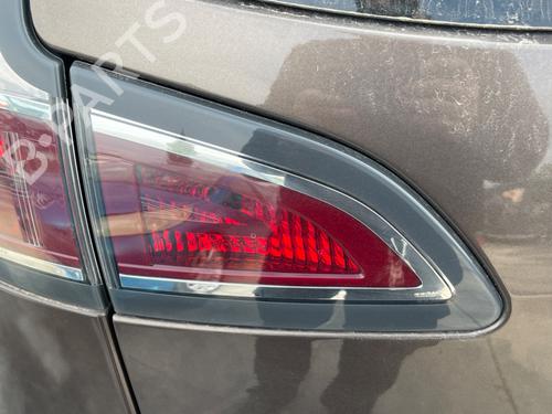 Used Left tailgate light RENAULT SCÉNIC III (JZ0/1_) [2008-2016]  22898234