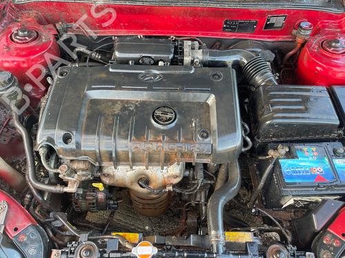 Motor für HYUNDAI COUPE II (GK) 1.6 16V (105 hp) 31177582