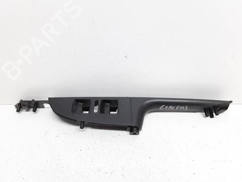 Used Left front window switch SEAT LEON (1P1) 1.9 TDI (105 hp) 16488990