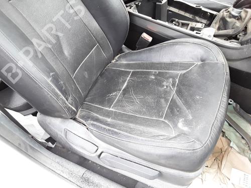 Used Right front seat HYUNDAI i40 I (VF) 1.7 CRDi (136 hp) 17472838