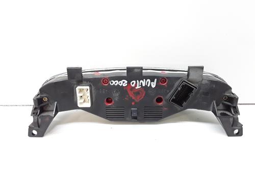Switch FIAT PUNTO Hatchback Van (188_) 1.2 60 | BP15127486I30 