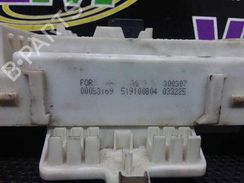 Zekeringkast FORD FOCUS II (DA_, HCP, DP) [2004-2013]  7468207