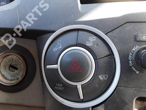 Used Switch Switch SSANGYONG KYRON 2.0 Xdi 4x4 (141 hp) 11033680 11033680