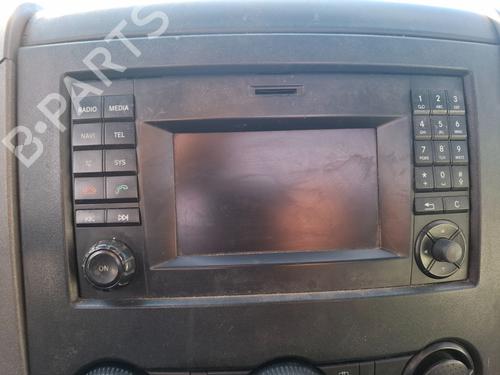 Pantalla multifuncion VW CRAFTER Platform/Chassis (SZ_) [2016-2026]  31721405