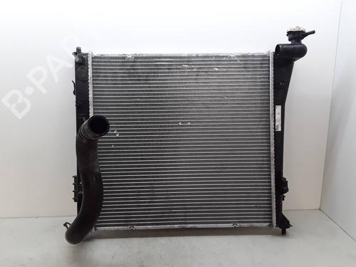 Used Water radiator HYUNDAI i40 I CW (VF) 1.7 CRDi (136 hp) 31116596