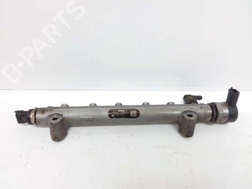 Used Injection rail KIA CARENS III MPV (UN) 2.0 CRDi 140 (140 hp) 7471251