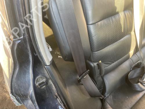 Sikkerhedssele bag højre MITSUBISHI PAJERO III (V7_W, V6_W) 3.2 Di-D (V68W, V78W) (165 hp) 22442191
