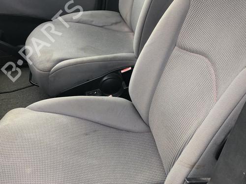 Handskerum PEUGEOT 807 (EB_) 2.0 HDi | BP32036481C95