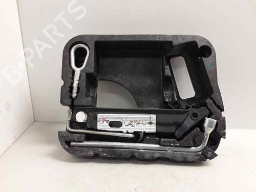 Used Jack Kit MINI MINI (R56) [2005-2014]  29437173