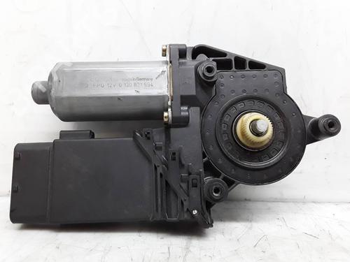 Motor elevalunas delantero izquierdo VW PASSAT B5.5 (3B3) [2000-2005]  8184132