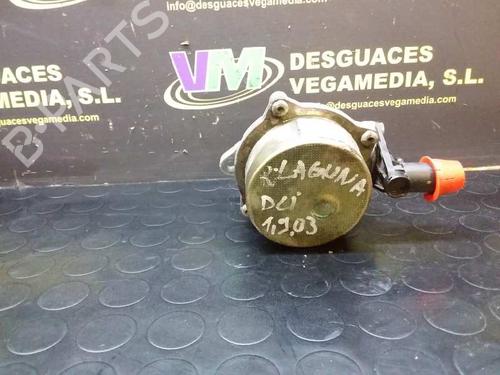 Used Vacuum pump RENAULT LAGUNA II Grandtour (KG0/1_) [2001-2007]  7469667