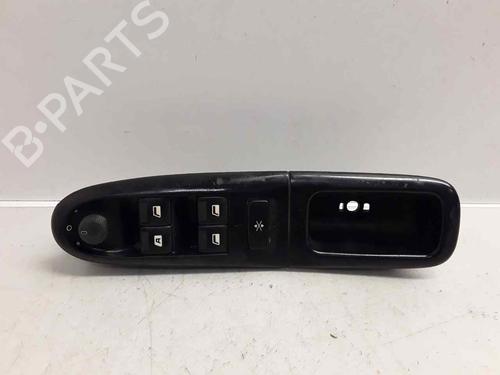 Used Left front window switch PEUGEOT 406 (8B) 2.1 TD 12V (109 hp) 26380271