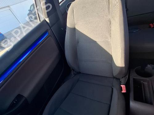 Sæde højre fortil VW GOLF V (1K1) [2003-2010]  30113229