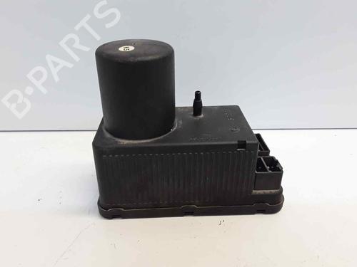 Used Central lock pump Central lock pump MERCEDES-BENZ C-CLASS (W202) [1993-2000] 35820497 35820497
