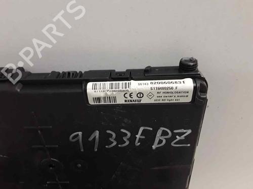Fuse box RENAULT GRAND SCÉNIC II (JM0/1_) 1.6 | BP24802333E1 