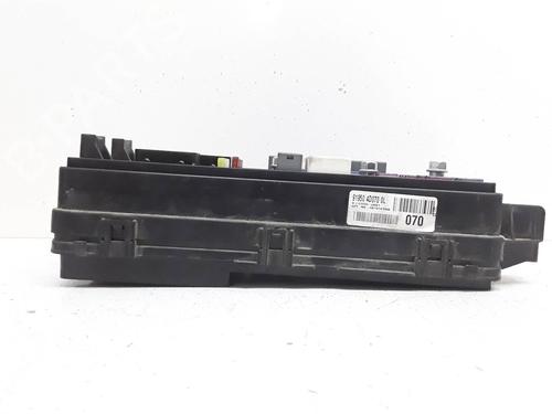 Used Fuse box Fuse box KIA CARNIVAL / GRAND CARNIVAL III (VQ) 2.9 CRDi (185 hp) 17643372 17643372