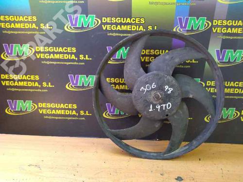 Used Radiator fan PEUGEOT 306 Hatchback (7A, 7C, N3, N5) [1993-2003]  7467180