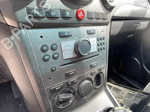 switch-opel-antara-a-l07-2006-2007-2008-2009-2010-2011-2012-2013-2014-2015-2016-2017-38604082 main image