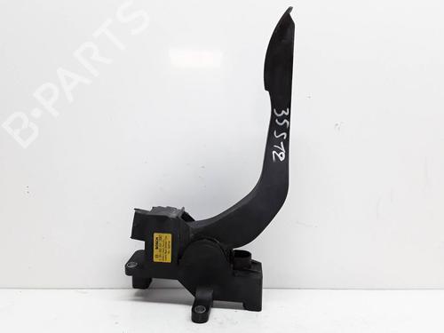 Used Pedal IVECO DAILY III Bus 35 S 12, 35 C 12, 40 C 12 (116 hp) 9528685