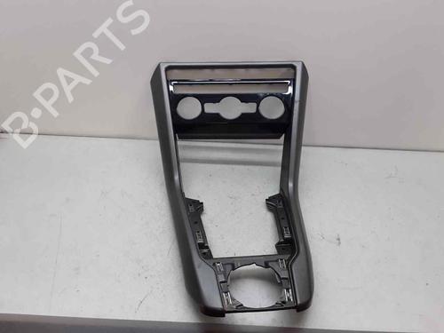 BP24493393O1 main image