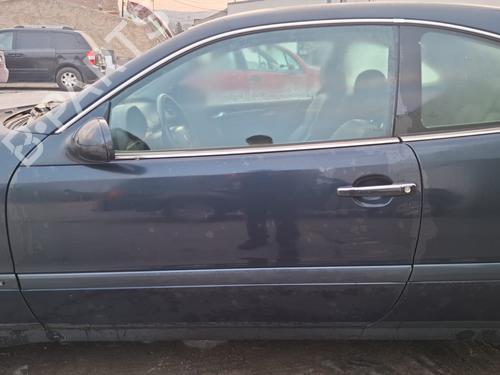 Used Left front door Left front door 37524876 37524876
