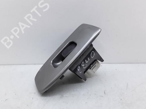 Used Right rear window switch MITSUBISHI PAJERO III (V7_W, V6_W) 3.2 Di-D (V68W, V78W) (165 hp) 31906607