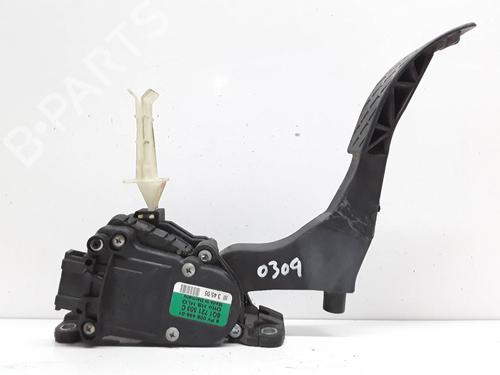 Used Pedal SEAT LEON (1M1) 1.6 16 V (105 hp) 9850215