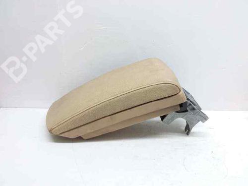Used Armrest / Center console Armrest / Center console BMW X3 (E83) 3.0 d (204 hp) 7466763 7466763