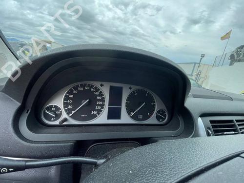 Used Instrument cluster Instrument cluster MERCEDES-BENZ B-CLASS Sports Tourer (W245) [2005-2011] 40157125 40157125