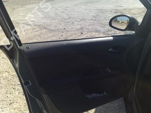 Left front fog light SEAT TOLEDO III (5P2)  | BP12905756C30 