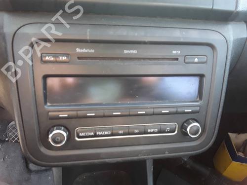 Used Radio SKODA FABIA II (542) 1.2 (60 hp) 17748165