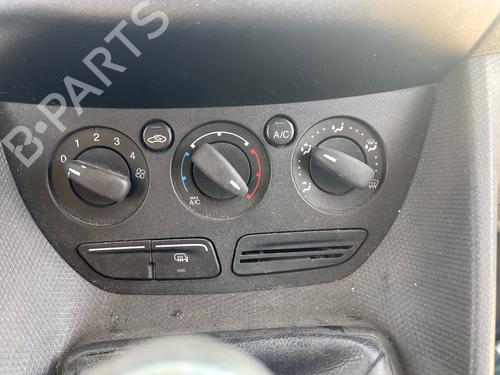 AC Styreenhet / Manøvreringsenhet FORD TRANSIT CONNECT MPV [2013-2025]  30577768