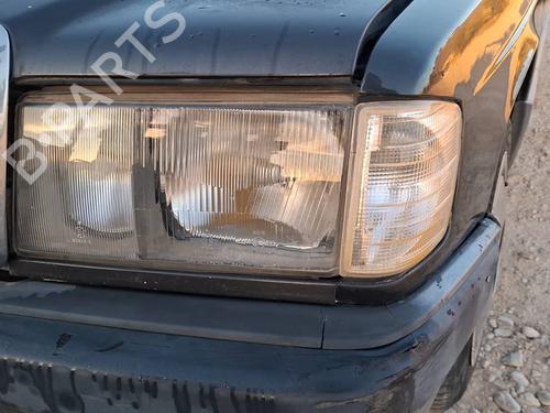 Used Left headlight Left headlight MERCEDES-BENZ 190 (W201) E 1.8 (201.018) (109 hp) 39993553 39993553