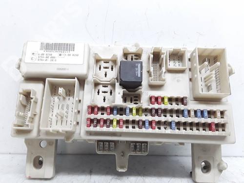 Used Fuse box Fuse box FORD FOCUS II (DA_, HCP, DP) [2004-2013] 8305197 8305197