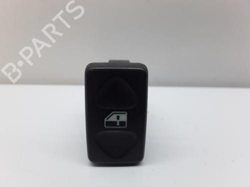 Used Left rear window switch LAND ROVER FREELANDER I (L314) [1998-2006]  32428365