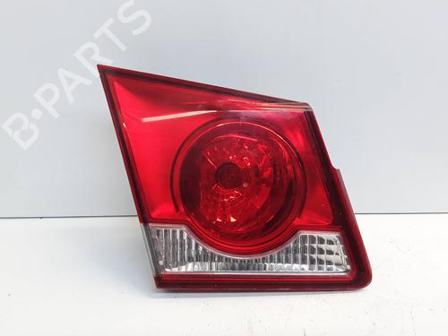 Used Left tailgate light Left tailgate light CHEVROLET CRUZE (J300) 1.6 (113 hp) 25254457 25254457