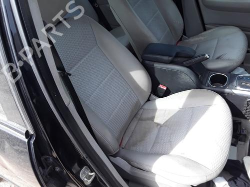 Used Right front seat MERCEDES-BENZ B-CLASS Sports Tourer (W245) [2005-2011]  25026430