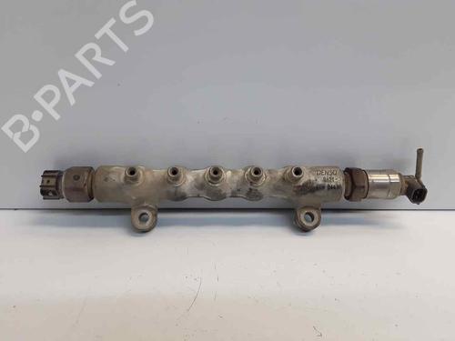 Used Injection rail Injection rail TOYOTA COROLLA Verso (ZER_, ZZE12_, R1_) 2.0 D-4D (CUR10_, CUR10R) (116 hp) 34613737 34613737