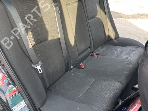 Sæde Bagtil TOYOTA AVENSIS Saloon (_T25_) [2003-2009]  30441198