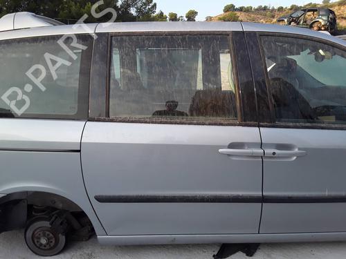 Porta scorrevole destra Porta scorrevole destra FIAT ULYSSE (179_) 2.2 JTD (128 hp) 36937657 36937657